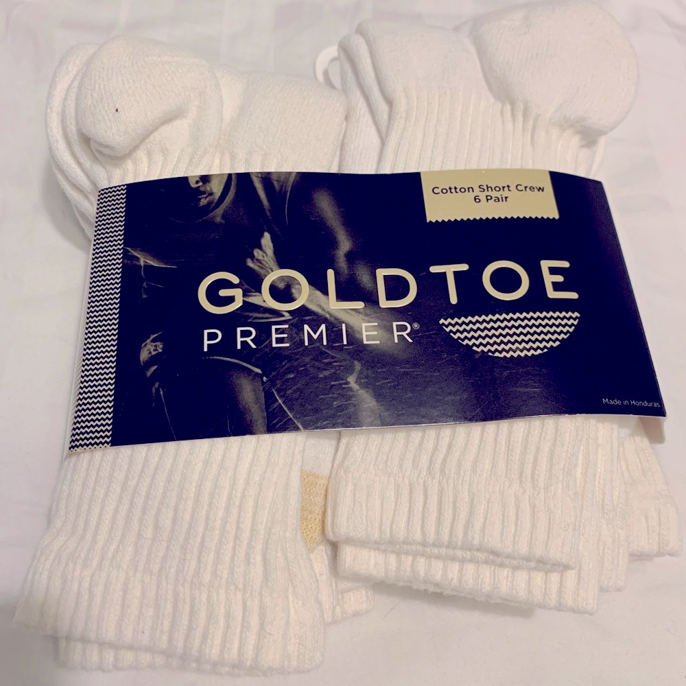Gold tow  Short Crew Socks in White